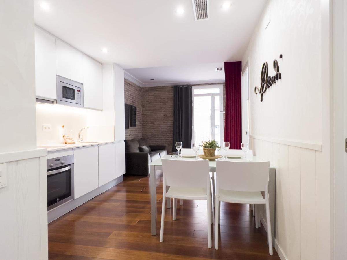 ברצלונה Enjoybcn Gaudi Apartments מראה חיצוני תמונה