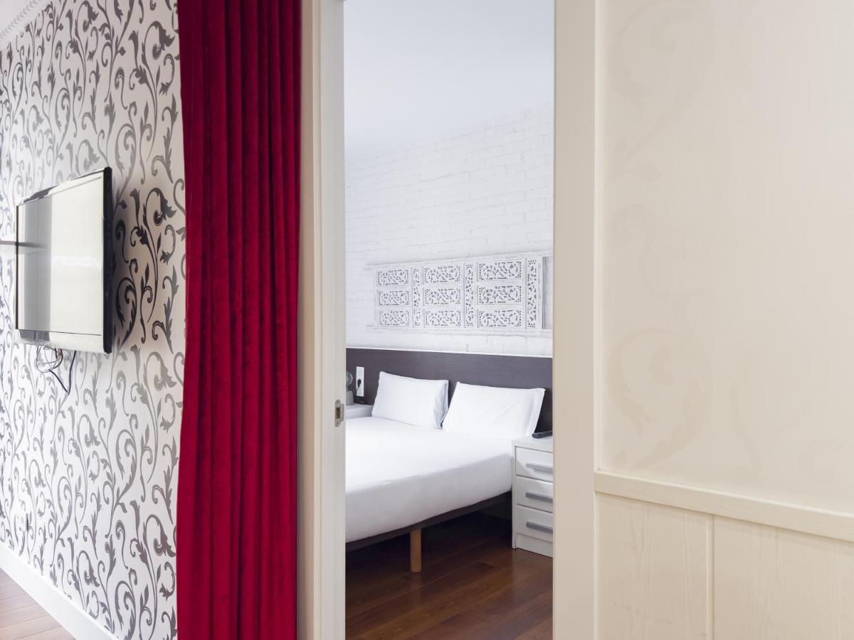 ברצלונה Enjoybcn Gaudi Apartments מראה חיצוני תמונה