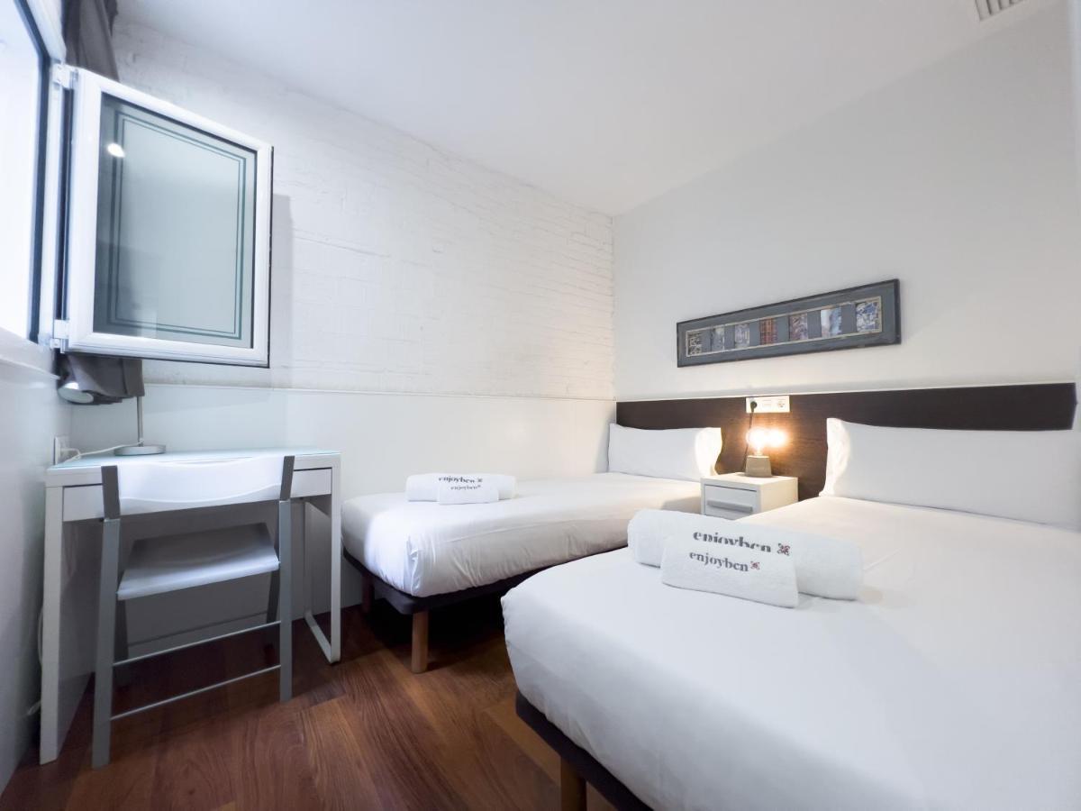 ברצלונה Enjoybcn Gaudi Apartments מראה חיצוני תמונה