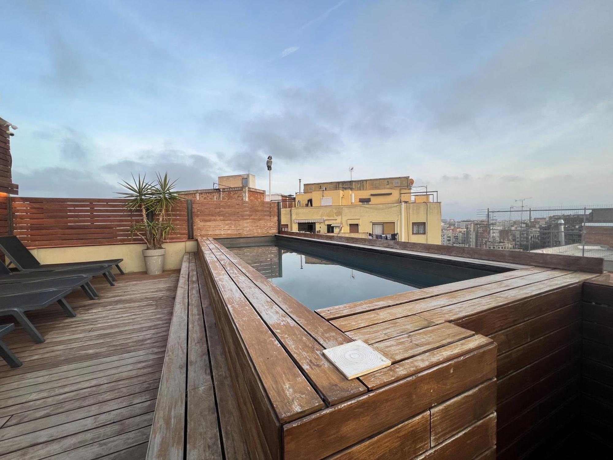 ברצלונה Enjoybcn Gaudi Apartments מראה חיצוני תמונה